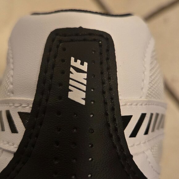 Brand New Nike Initiator 394055-100 Men\'s White/Black Size 9.5 Shoes main image 9